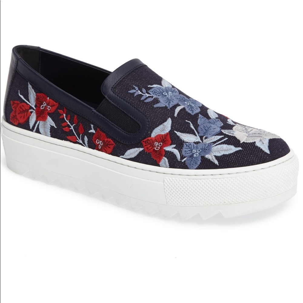 Salvatore Ferragamo slip on sneaker